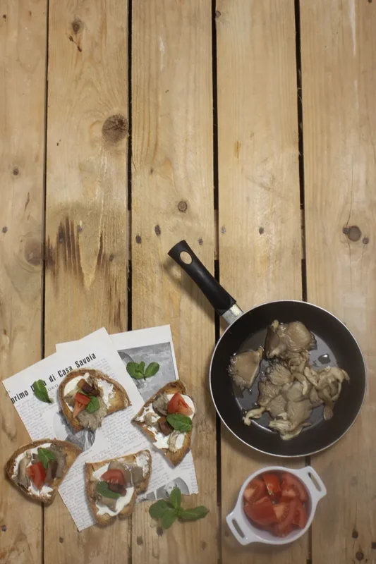 Crostini ai funghi
