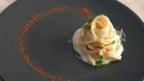 Pasta aglio olio e peperoncino