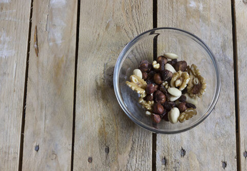 Frutta secca per pangiallo