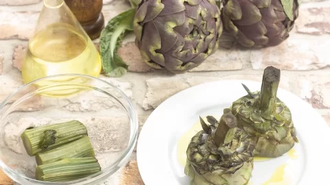 Carciofi alla romana
